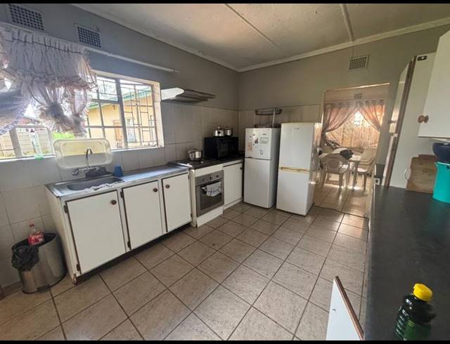 3 BEDROOM HOUSE FOR SALE IN VANDERBIJLPARK SE 1